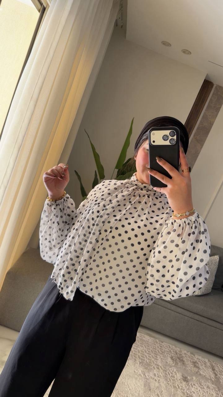 Polka dots blouse