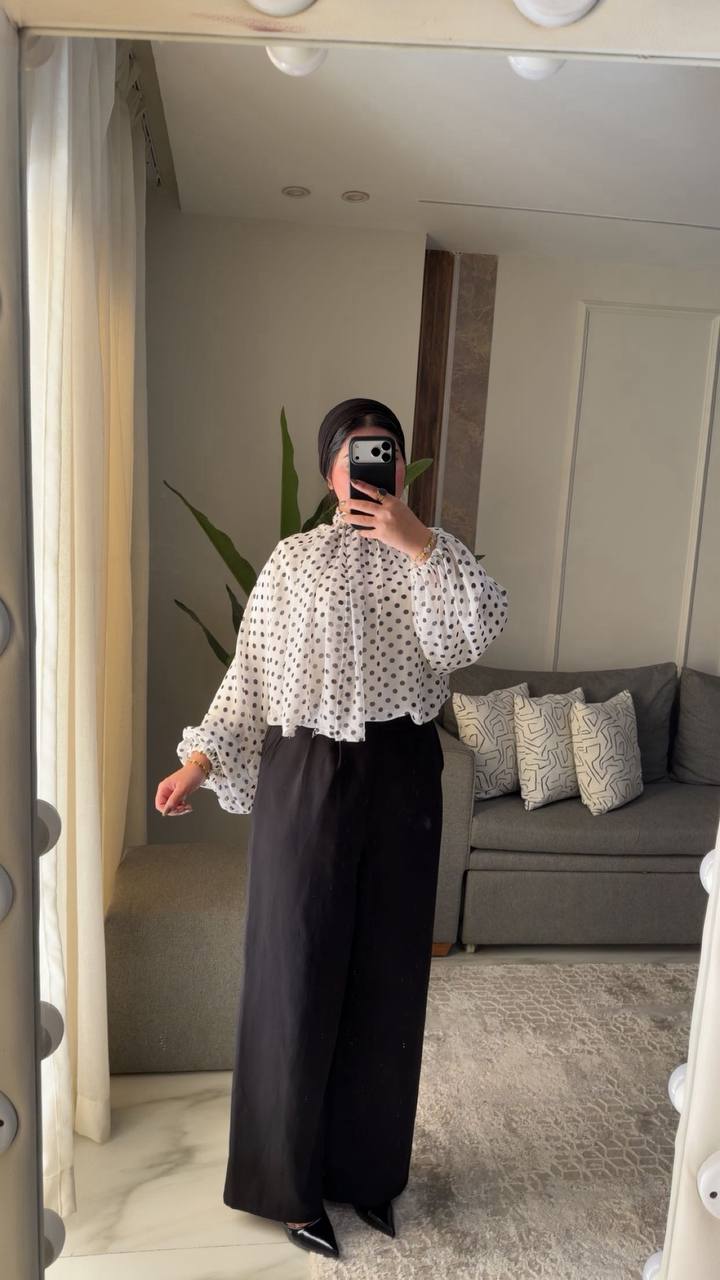 Polka dots blouse